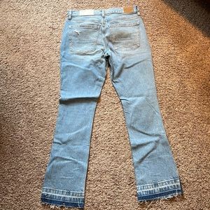 American Eagle 90’s Low-Rise Skinny kick jean
